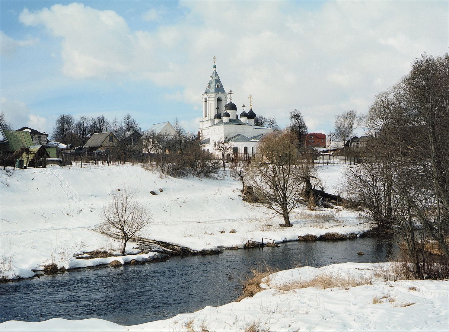 Виктор Короткий. Фото зарисовки В галереях представлены выборочные фото зарисовки в Москве, Московской, Ивановской, Владимирской, Костромской областях и на Кавказе, вошедшие в авторский фотопроект "О России с любовью..."